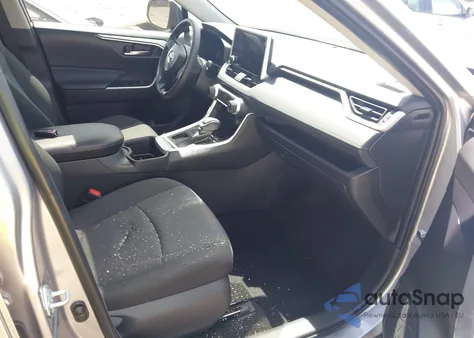 2024 Toyota Rav4 Xle z USA, uszkodzony, nr VIN 2T3W1RFV1RC284408